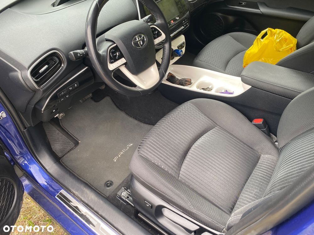Toyota Prius Hybrid Comfort - 11