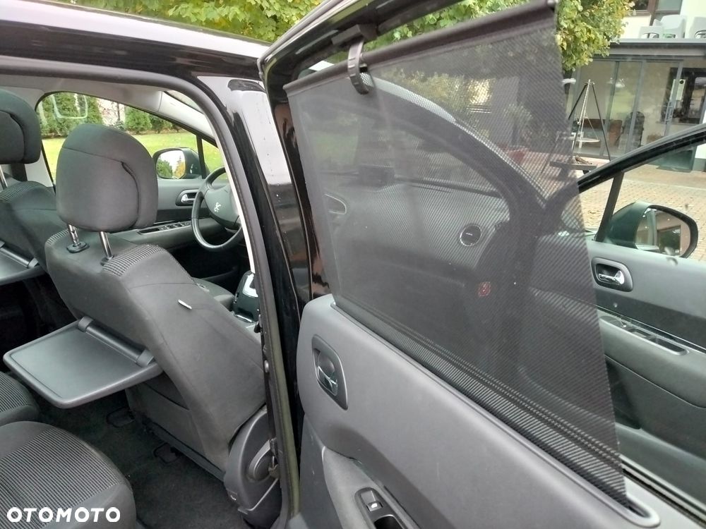 Peugeot 5008 - 17
