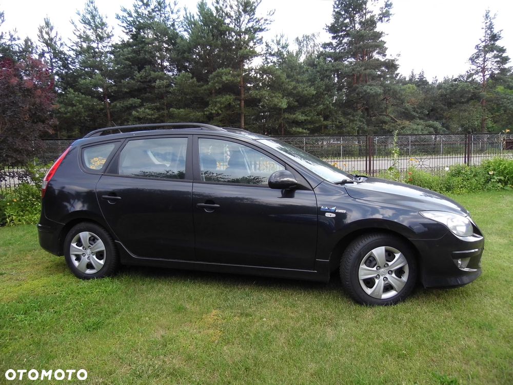 Hyundai i30 i30cw 1.4 blue Comfort - 4