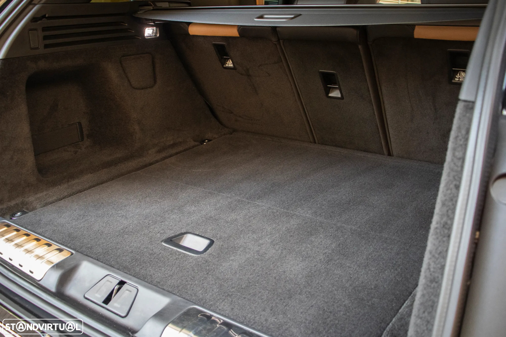 Land Rover Range Rover Sport 3.0 P460e Dynamic SE - 26