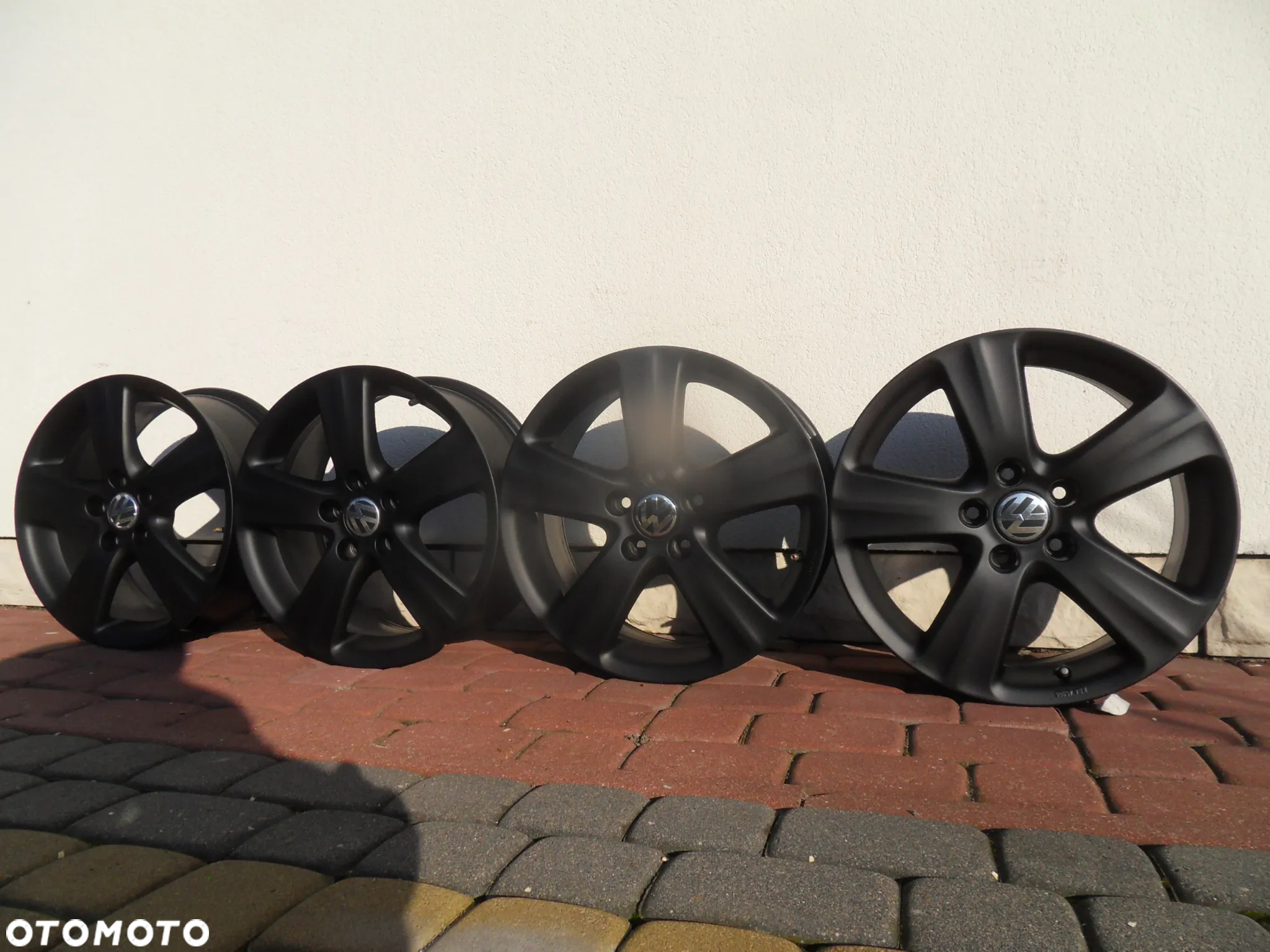 Felgi 17'' 5x112 VW Golf Passat Touran Jetta Caddy Skoda Octavia Audi A4 Seat Leon - 2