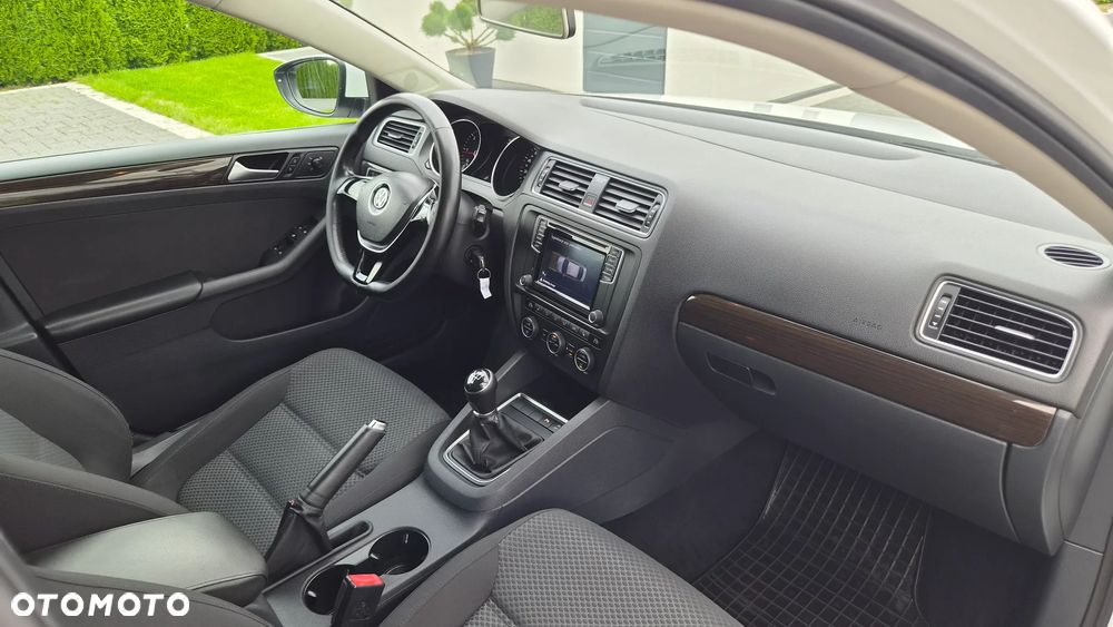 Volkswagen Jetta 2.0 TDI DPF BMT Comfortline - 12