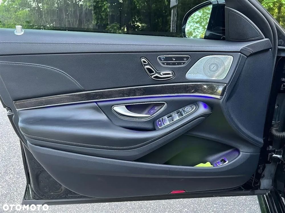 Mercedes-Benz Klasa S 560 4Matic 9G-TRONIC - 16