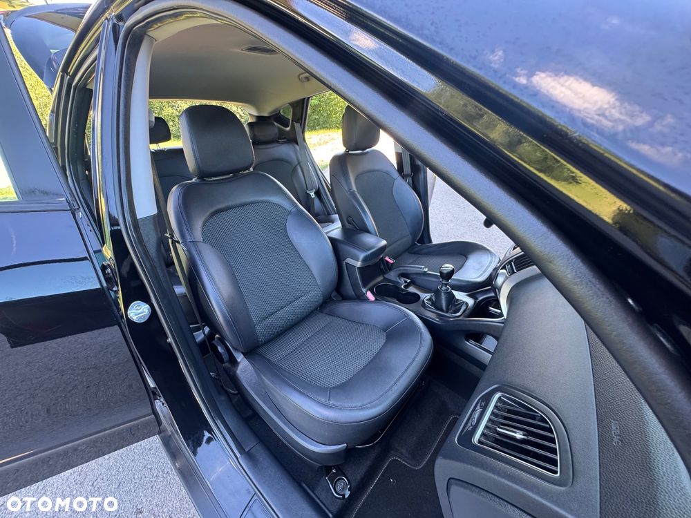 Hyundai ix35 - 27