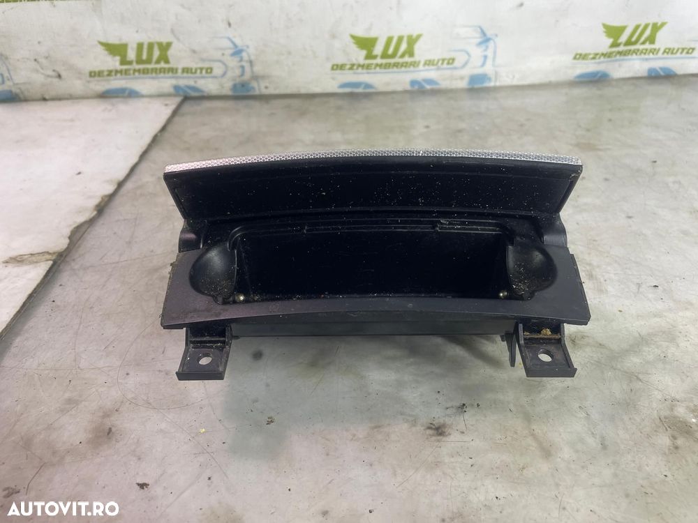 Scrumiera 8p0857951 Audi A3 8P/8PA [facelift] [2004 - 2008] 2.0 tdi B - 3