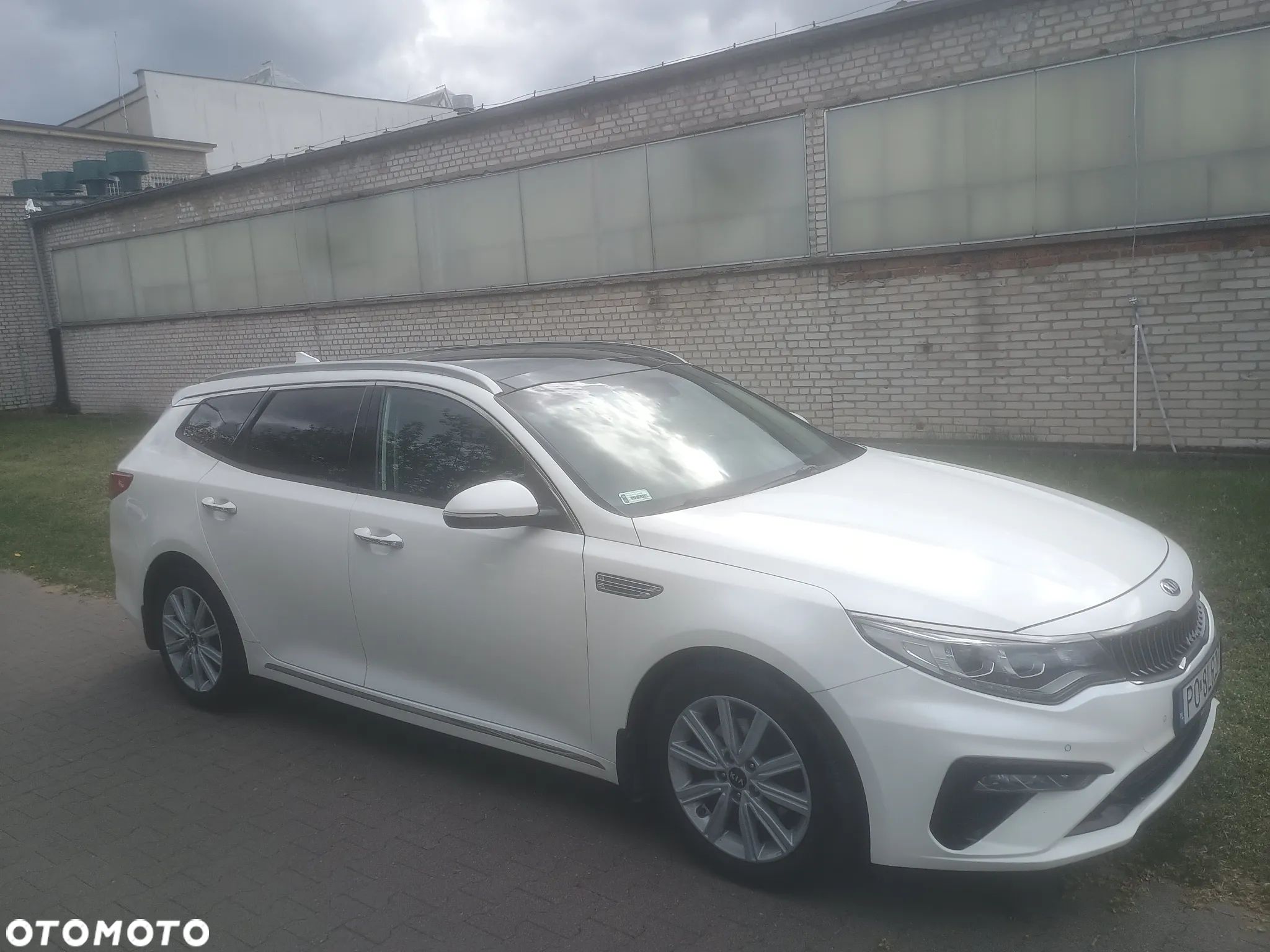 Kia Optima - 1
