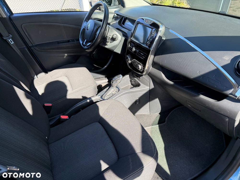 Renault Zoe - 18