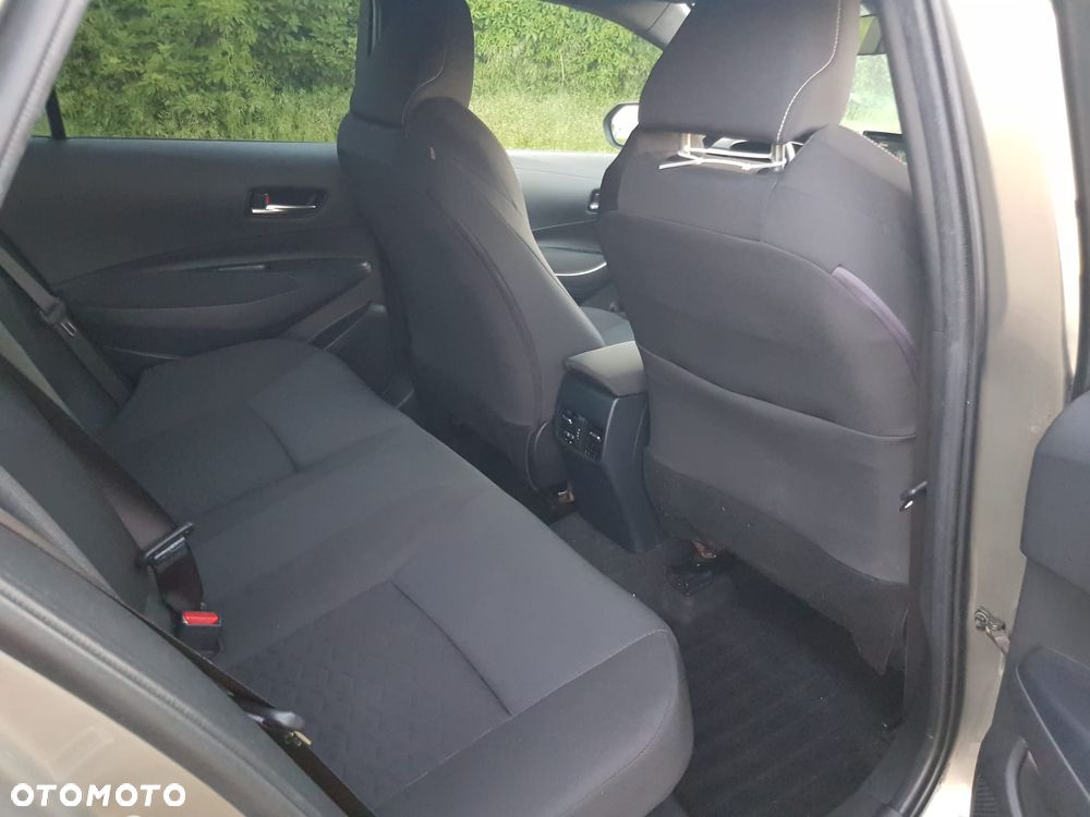 Toyota Corolla - 6