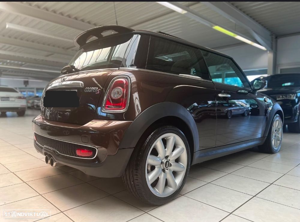 MINI 3 Portas Cooper D - 9