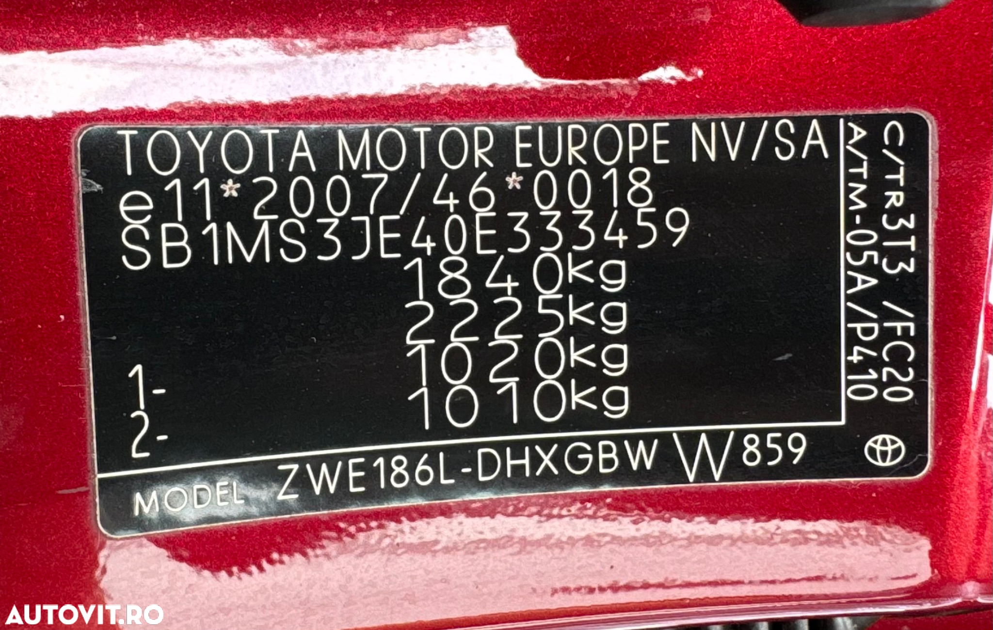 Toyota Auris 1.8 VVT-i Hybrid Automatik Design Edition - 28