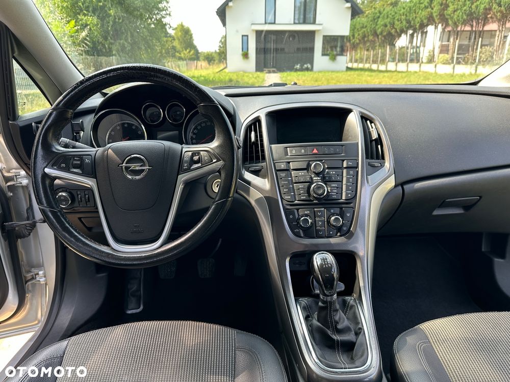 Opel Astra 1.4 T Sport - 12