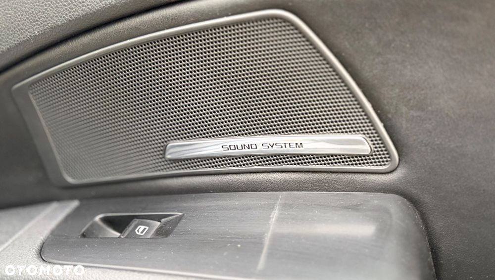 Skoda Superb 2.0 TDI PD Elegance - 18