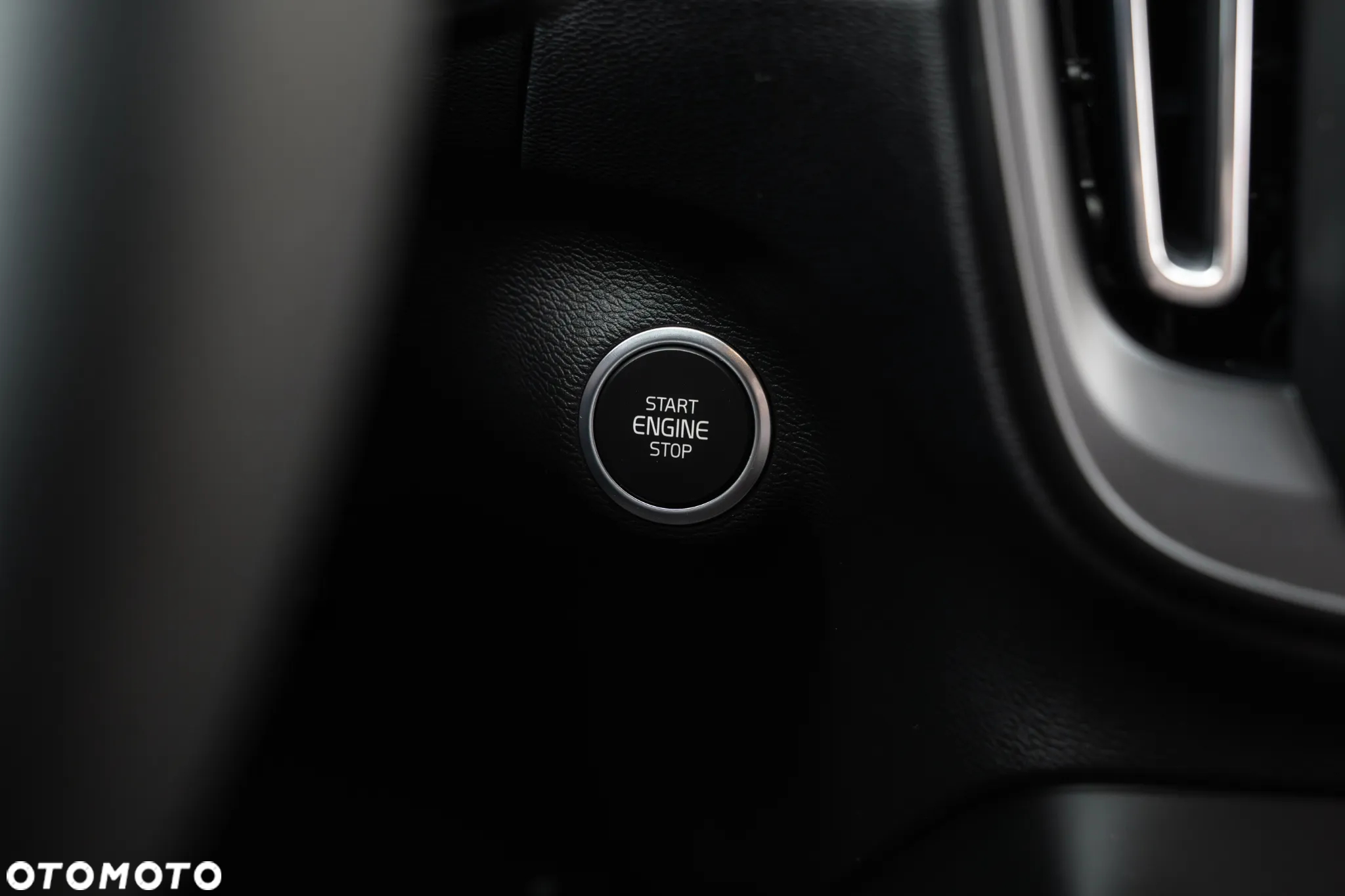 Volvo XC 40 T3 Momentum Core - 34