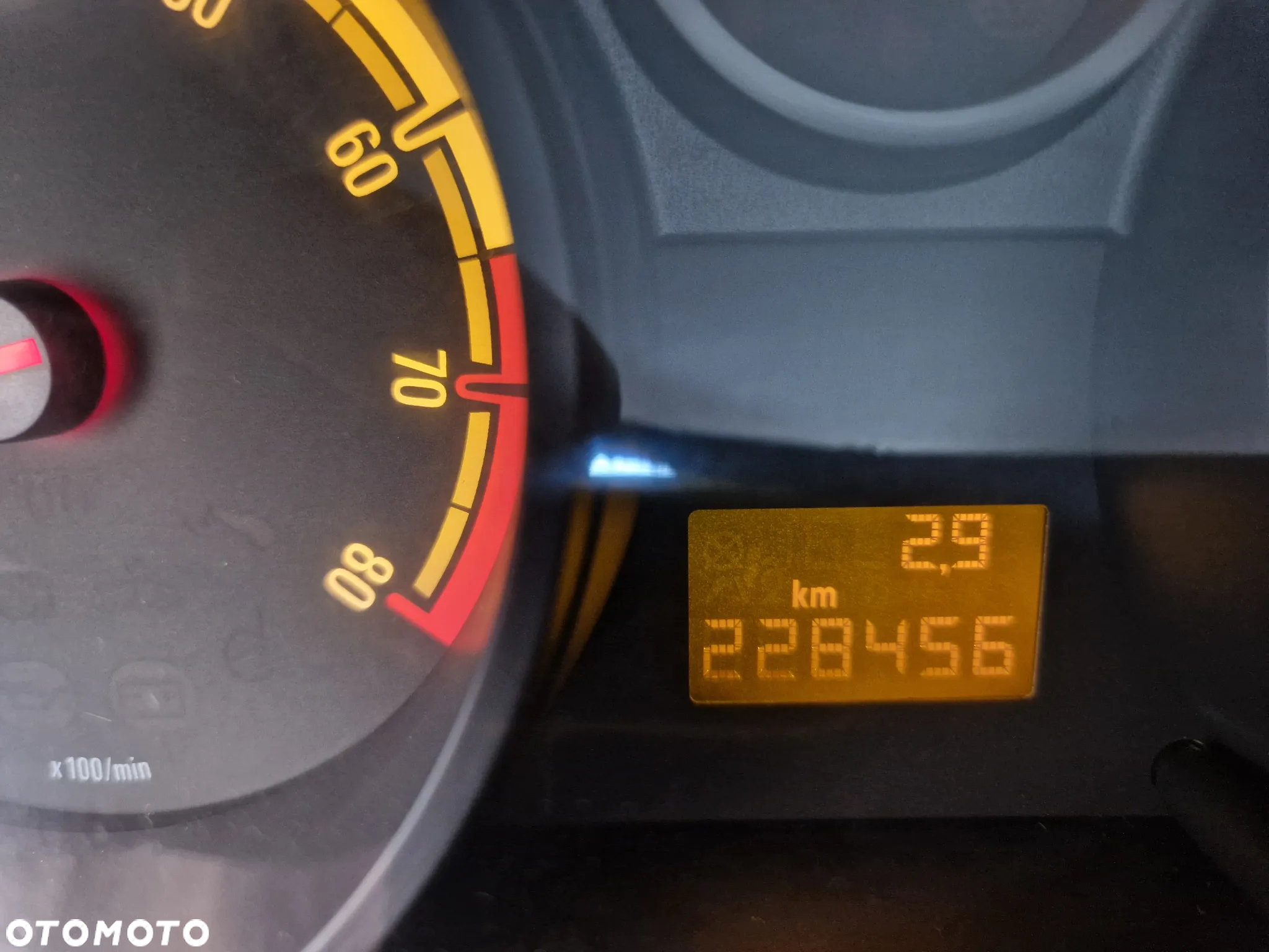 Opel Corsa 1.2 16V Edition / Active - 5