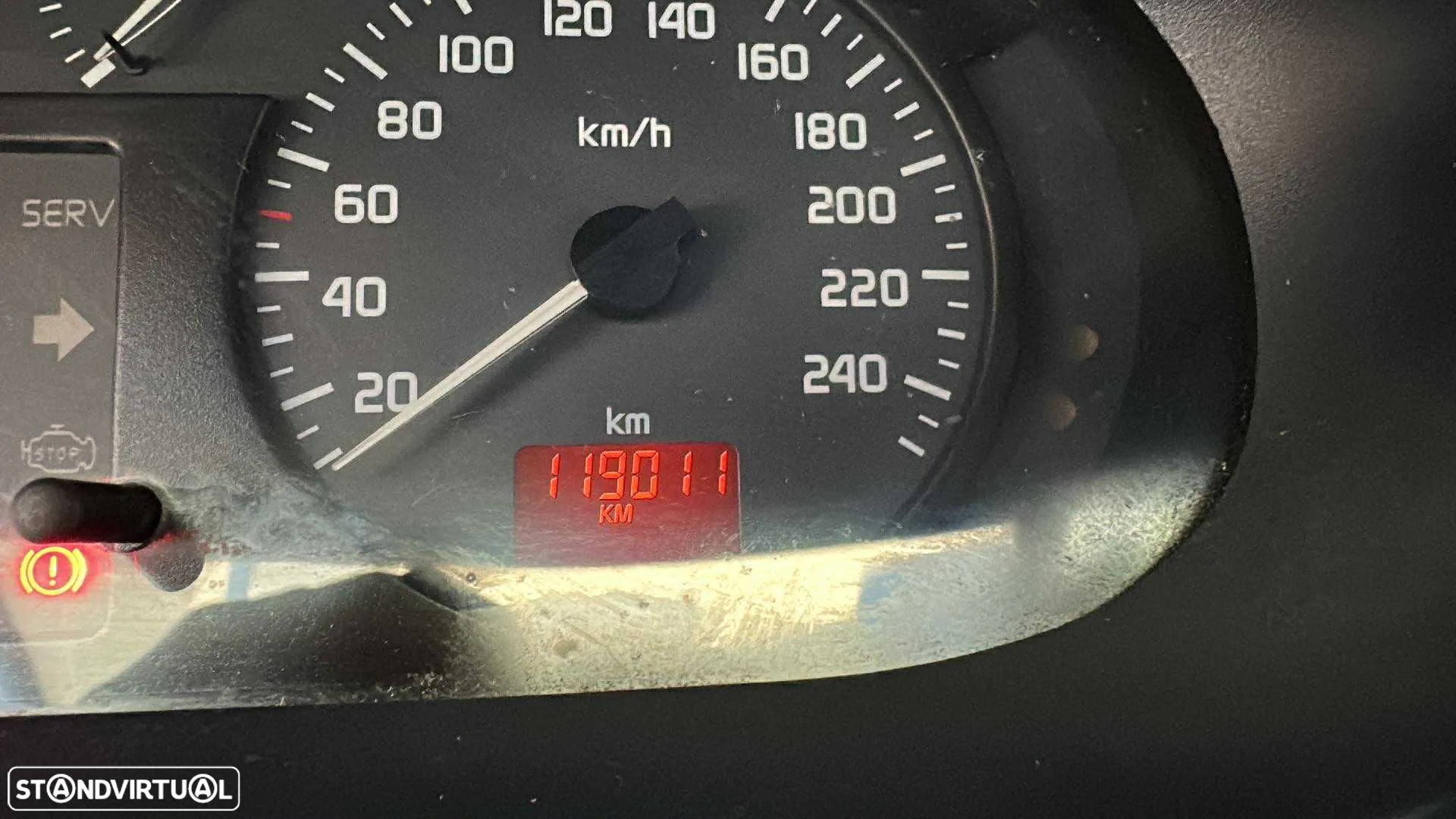 Renault Mégane 1.4 16V RXE AC - 8