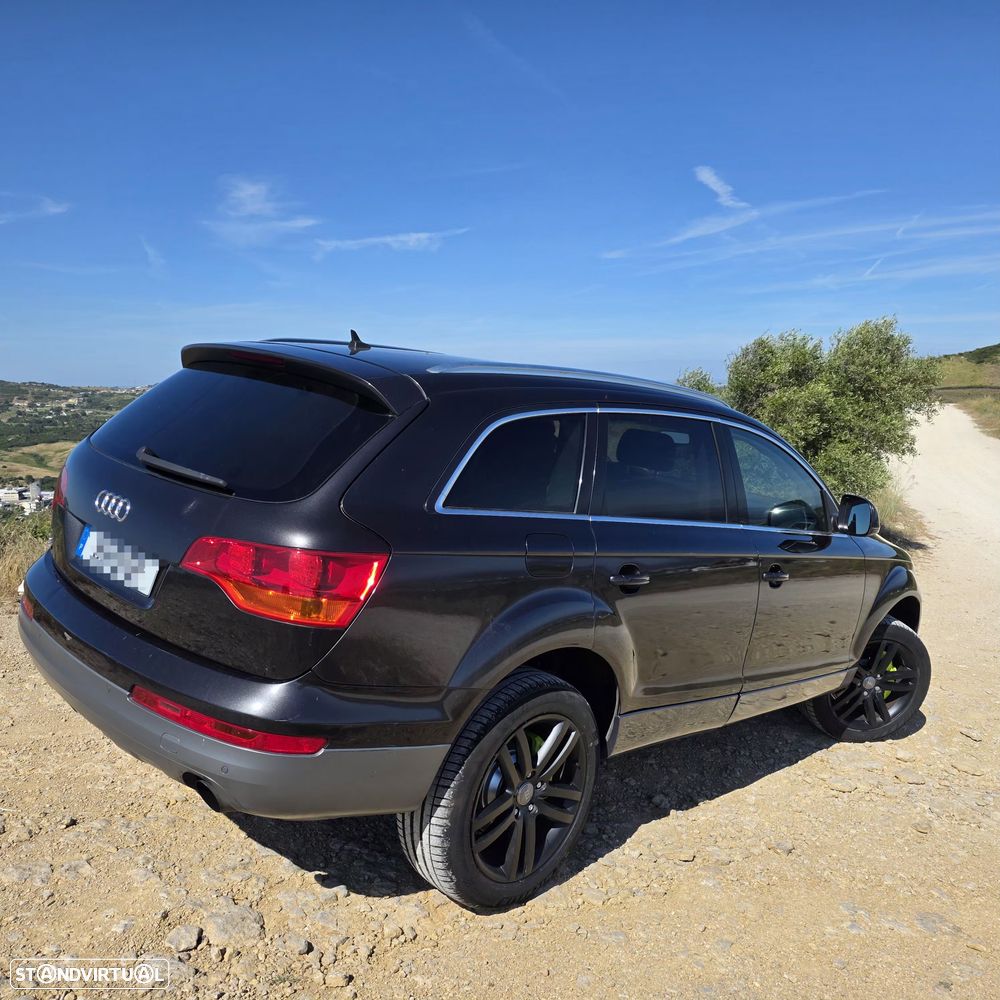 Audi Q7 3.0 TDI Sport Tiptronic - 2