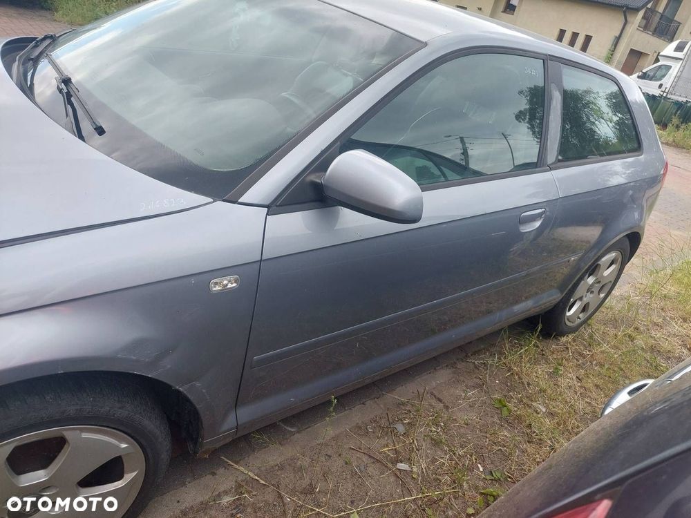DRZWI KOMPLETNE LEWY PRZÓD 3D AUDI A3 8P HB 3D LY5H - 1