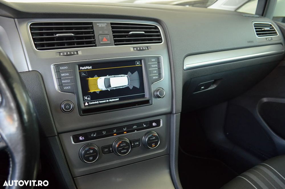 Volkswagen Golf 1.6 TDI DSG BMT Highline - 8