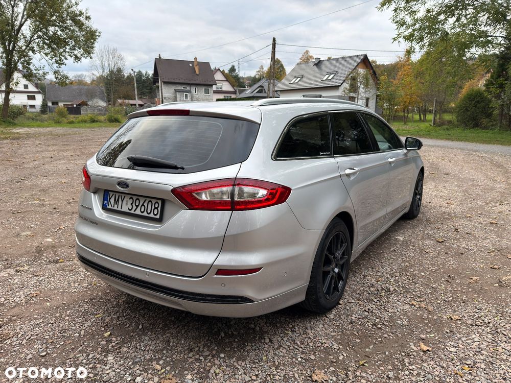 Ford Mondeo 2.0 TDCi Titanium PowerShift - 9