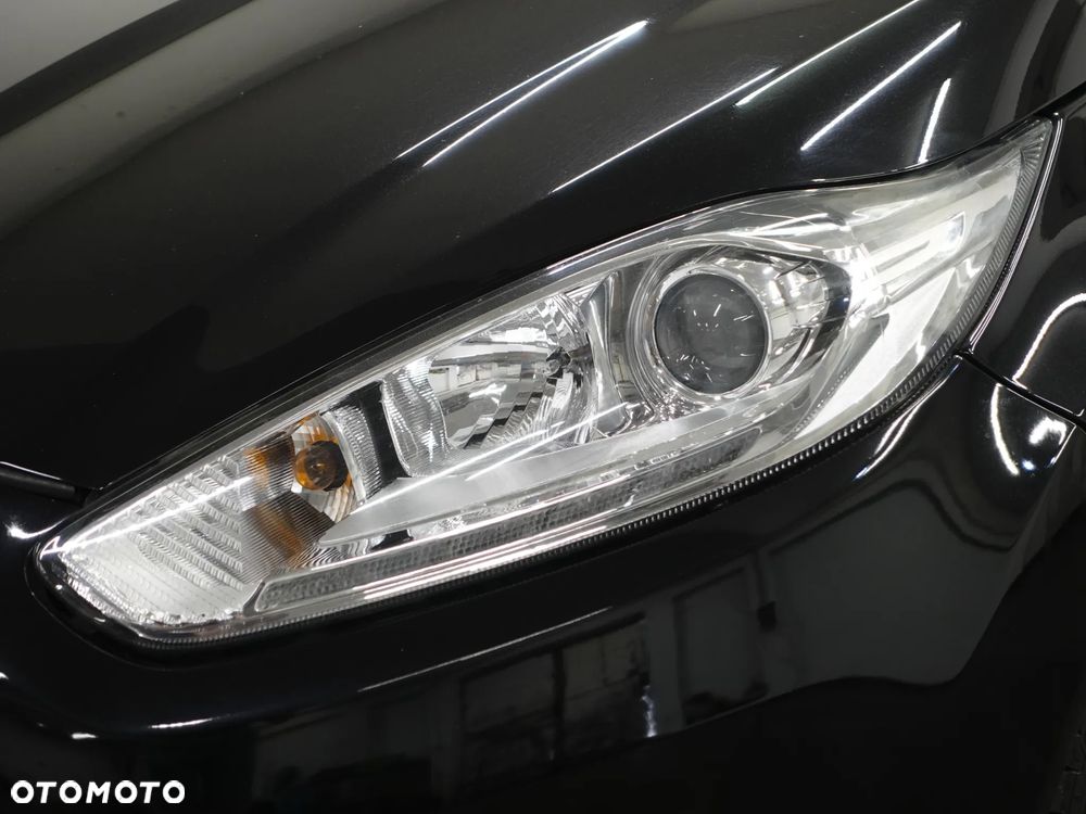 Ford Fiesta 1.0 EcoBoost Titanium - 13