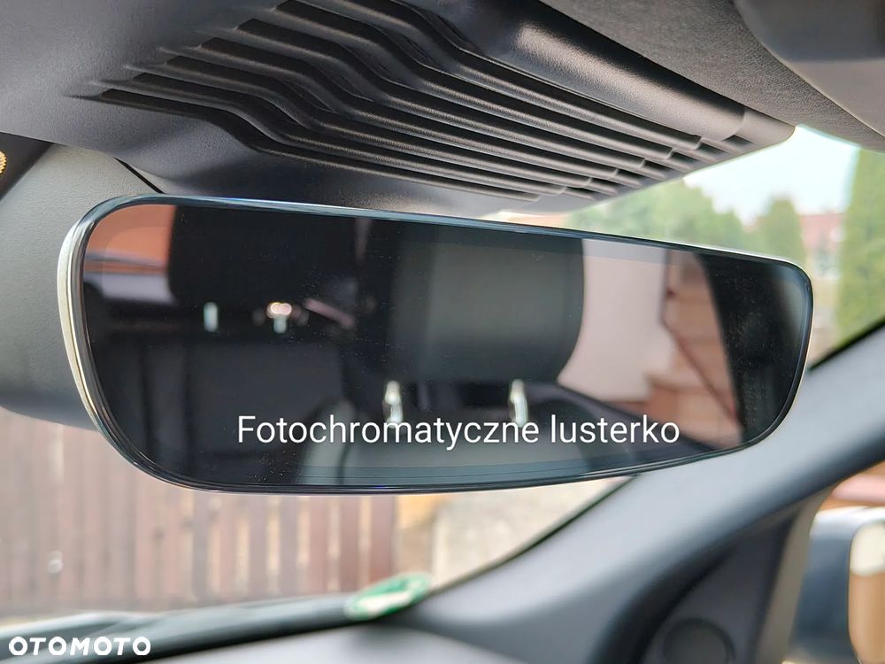 Land Rover Discovery Sport D165 Dynamic SE - 24