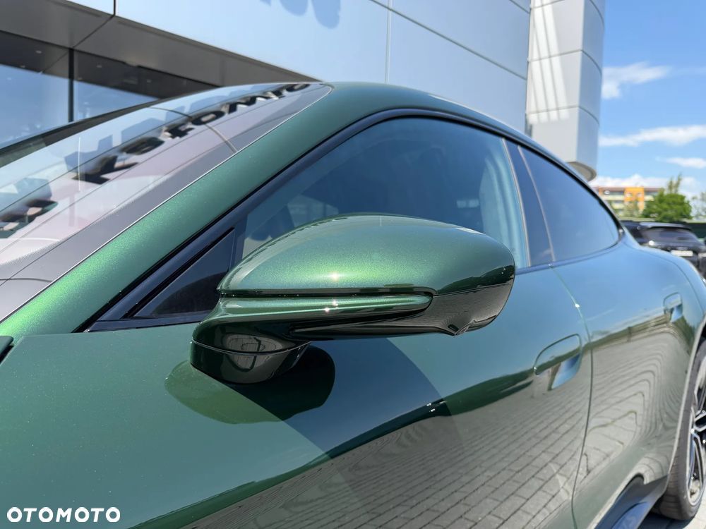 Porsche Taycan 105kWh GTS - 10