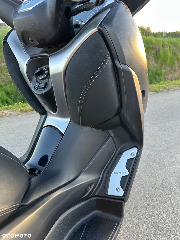 Yamaha X-max - 21