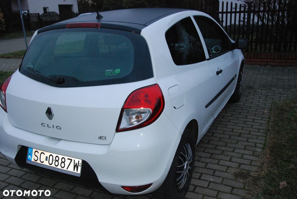 Renault Clio 1.5 dCi Authentique - 4