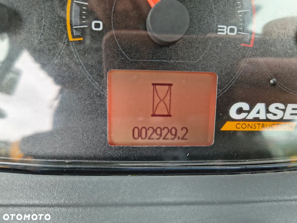 Case 695 SV 2023R - 22