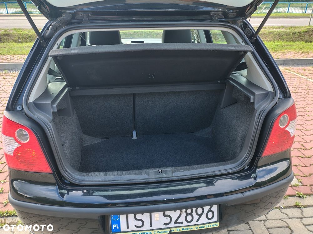 Volkswagen Polo - 8