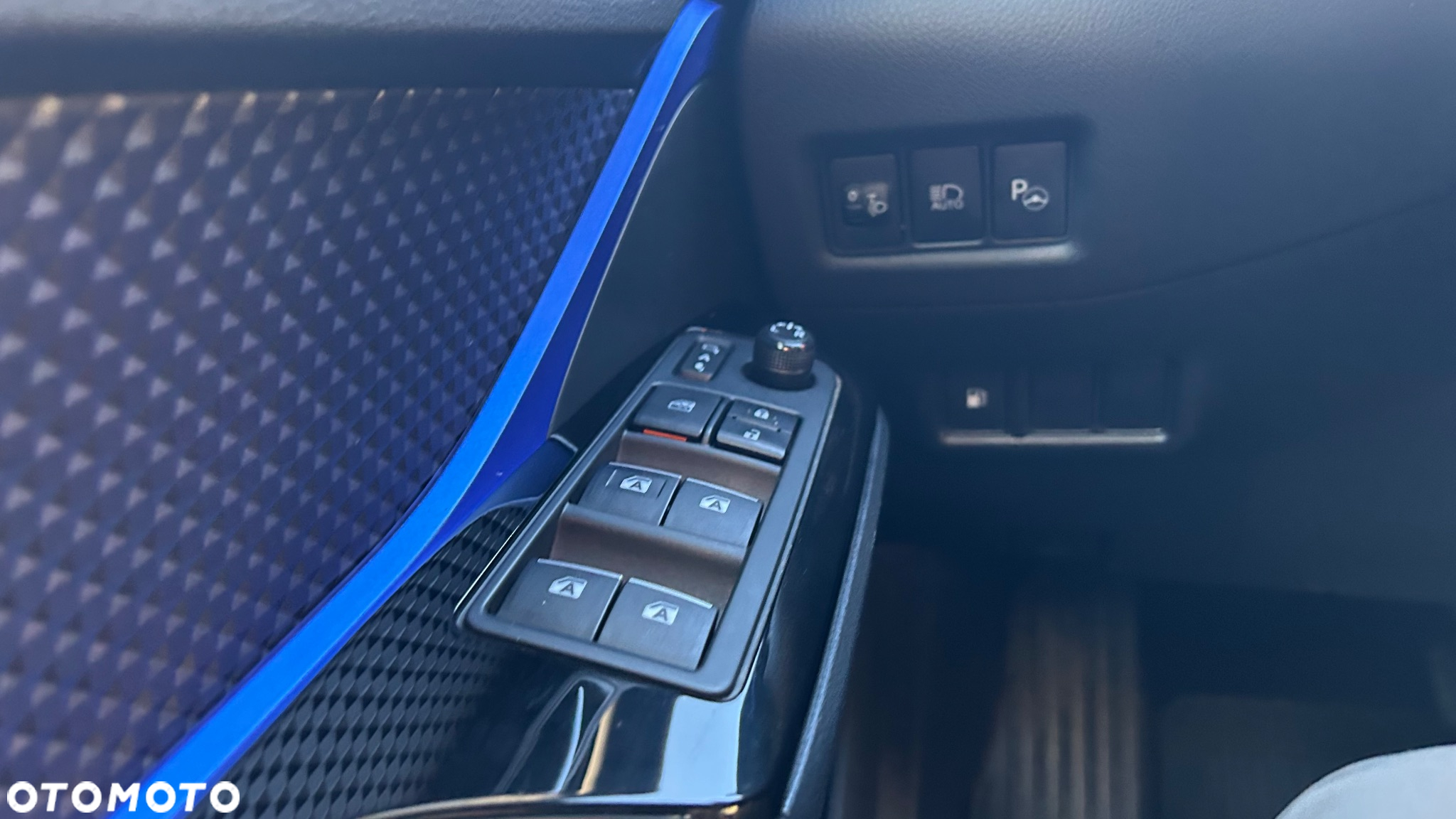 Toyota C-HR 1.8 Hybrid Selection - 13