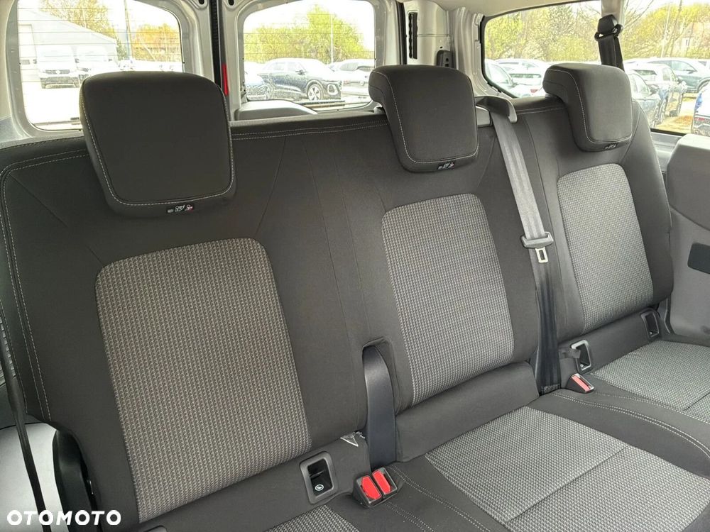 Volkswagen Transporter - 17
