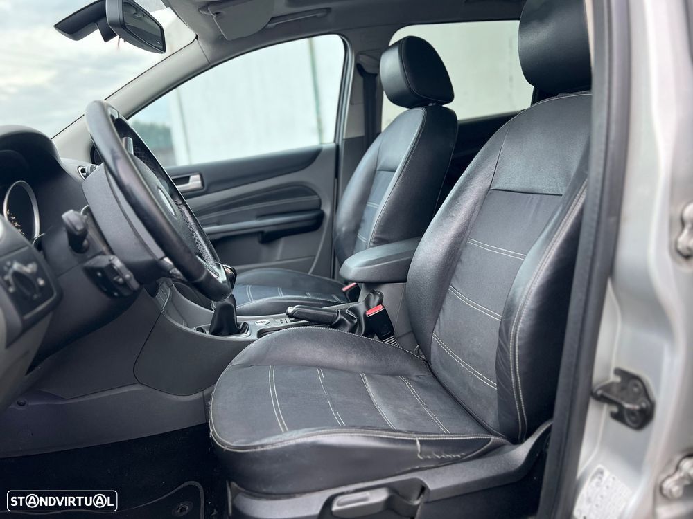 Ford Focus SW 1.6 TDCi Titanium - 9