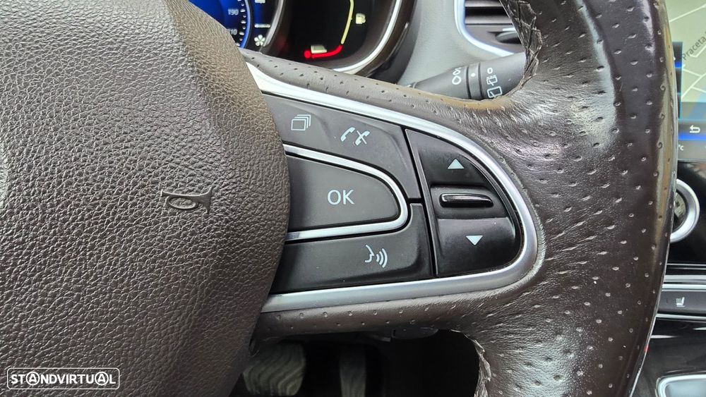 Renault Espace 1.6 dCi Initiale Paris EDC - 17