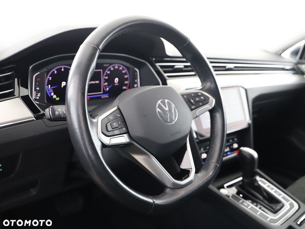 Volkswagen Passat Variant 2.0 TSI Elegance DSG - 13