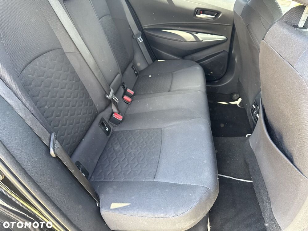 Toyota Corolla 2.0 Hybrid Comfort - 12