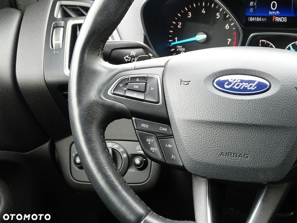 Ford Kuga - 18