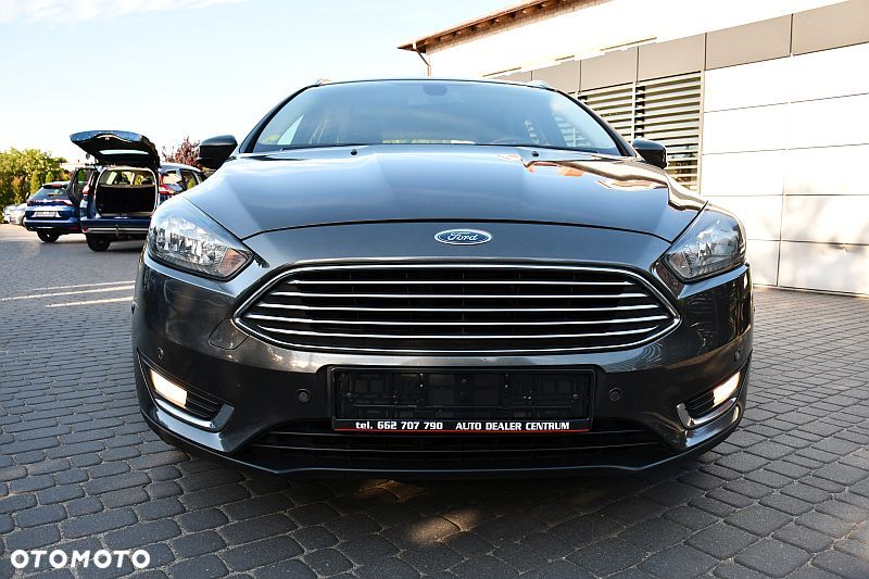 Ford Focus 2.0 TDCi Titanium ASS - 5