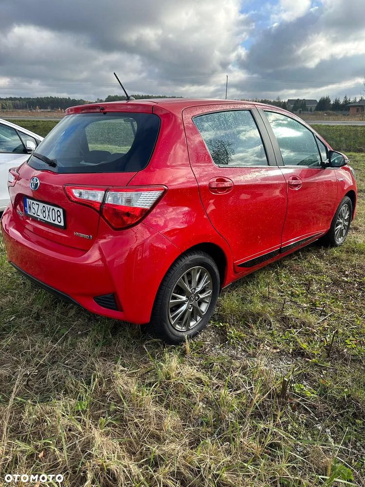 Toyota Yaris - 4