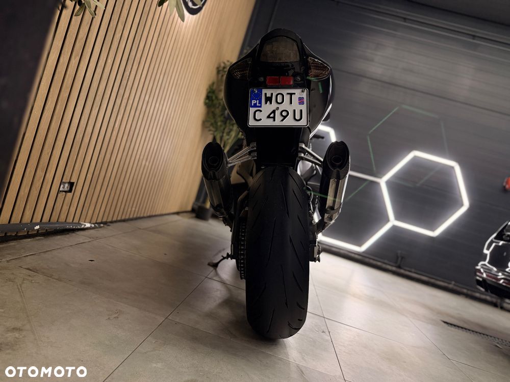Suzuki GSX-R - 3