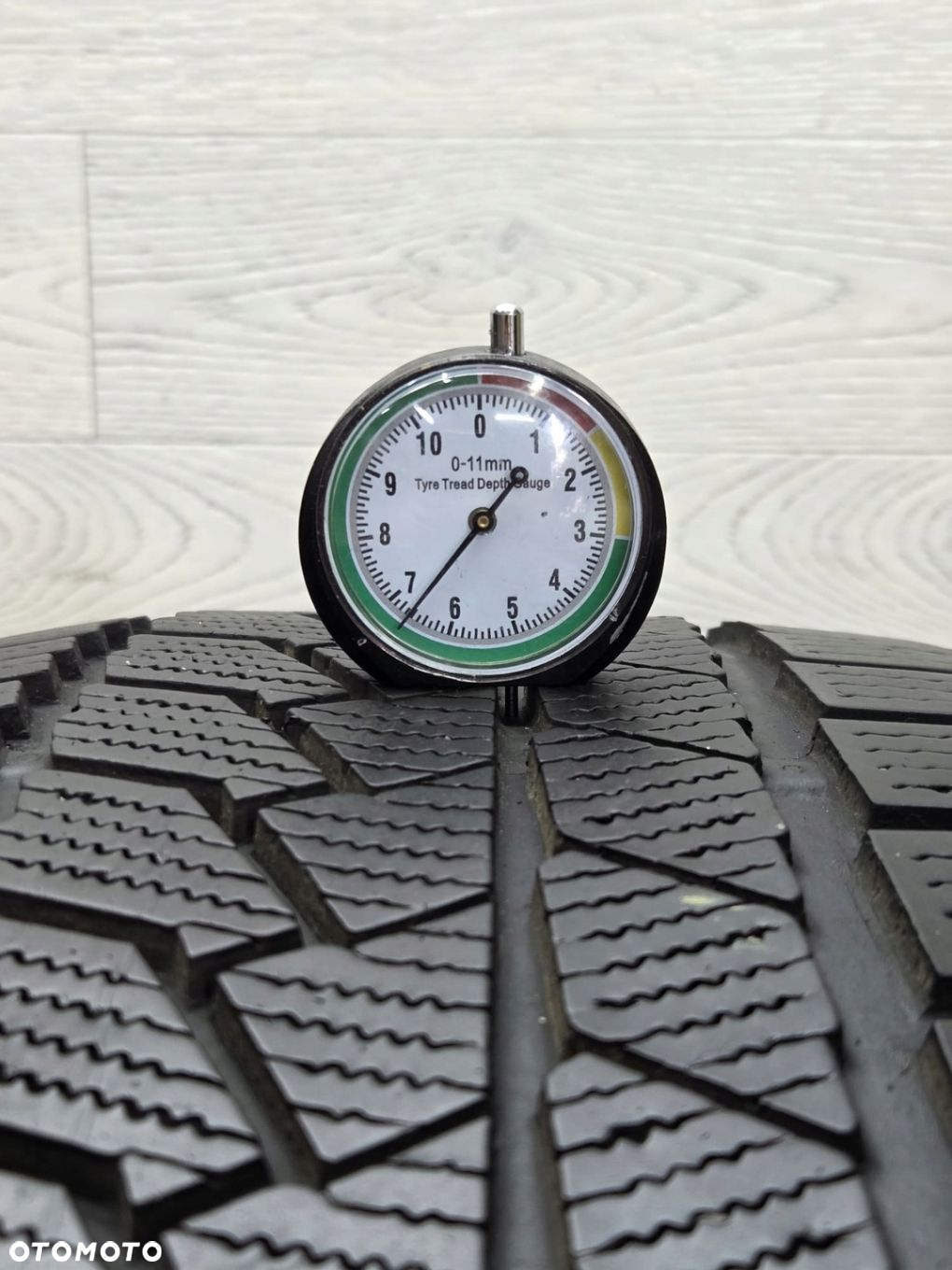 Opona zimowa Continental WinterContact TS 860 S 235/45R18 94 V - 2