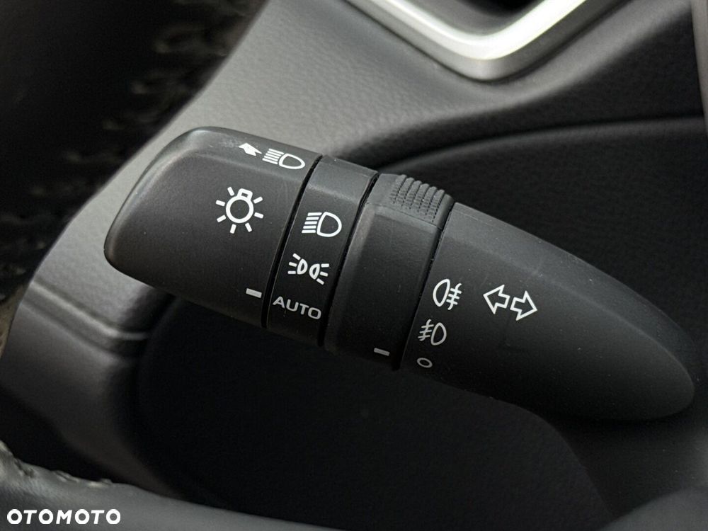 Toyota Corolla Cross 2.0 Hybrid Premiere Edition AWD - 19