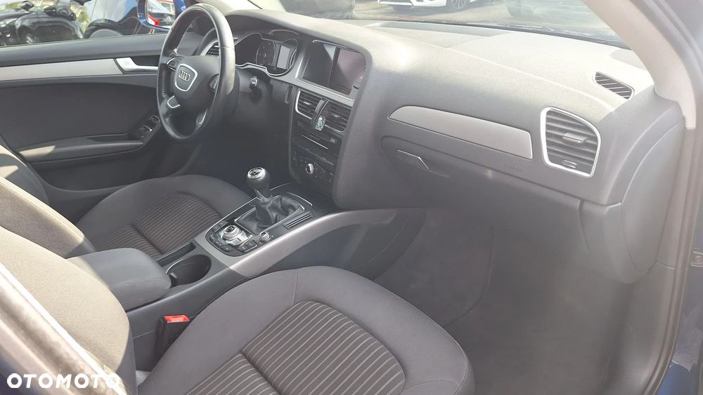 Audi A4 Avant - 6