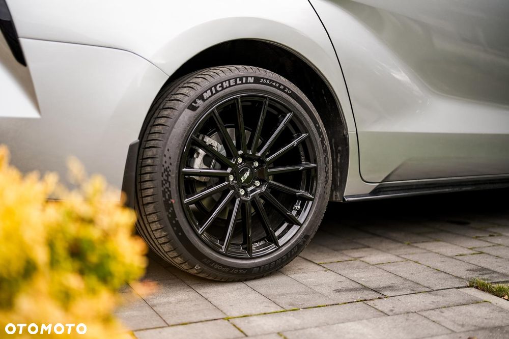 Toyota Sienna - 34
