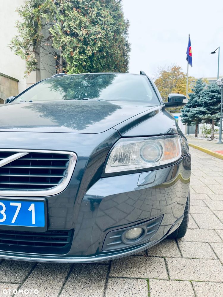 Volvo V50 - 1