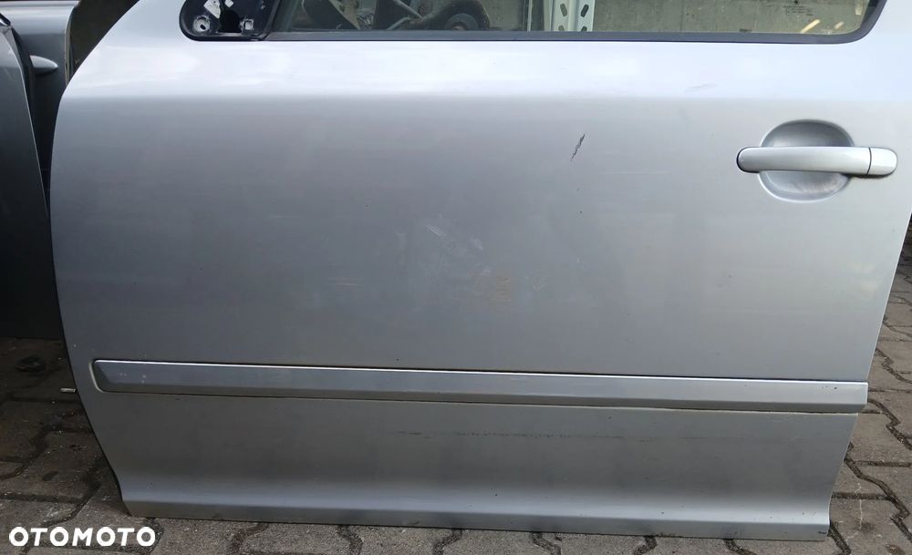 Skoda Octavia II 2 drzwi przód przednie lewe - 2