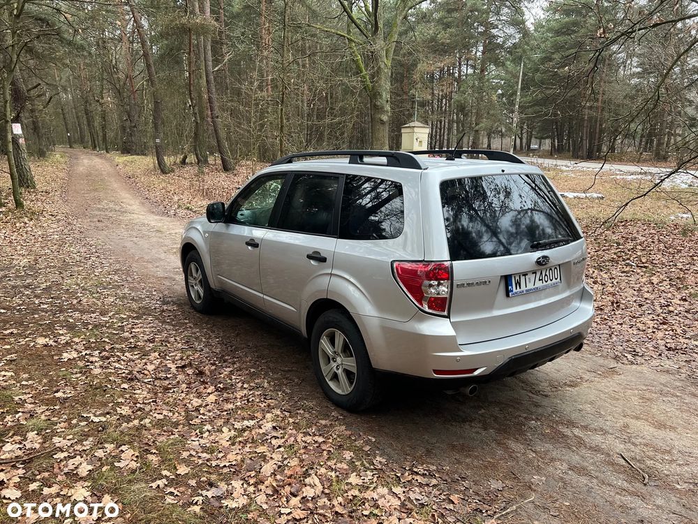 Subaru Forester 2.0 XA Euro5 - 5