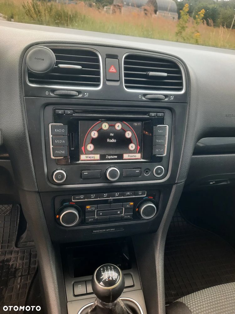 Volkswagen Golf 2.0 TDI Comfortline - 15