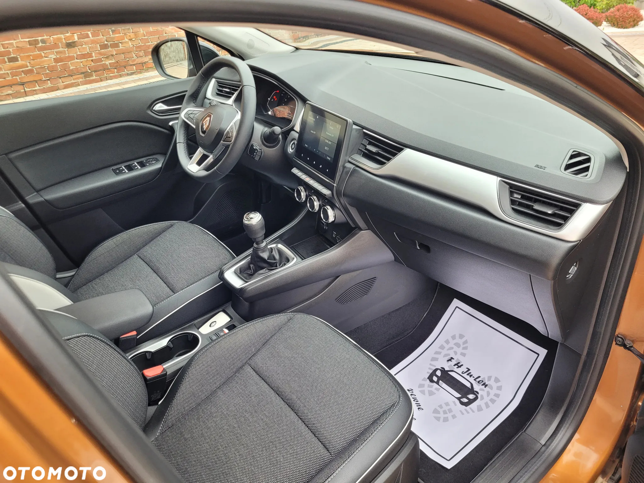 Renault Captur 1.0 TCe Intens - 18