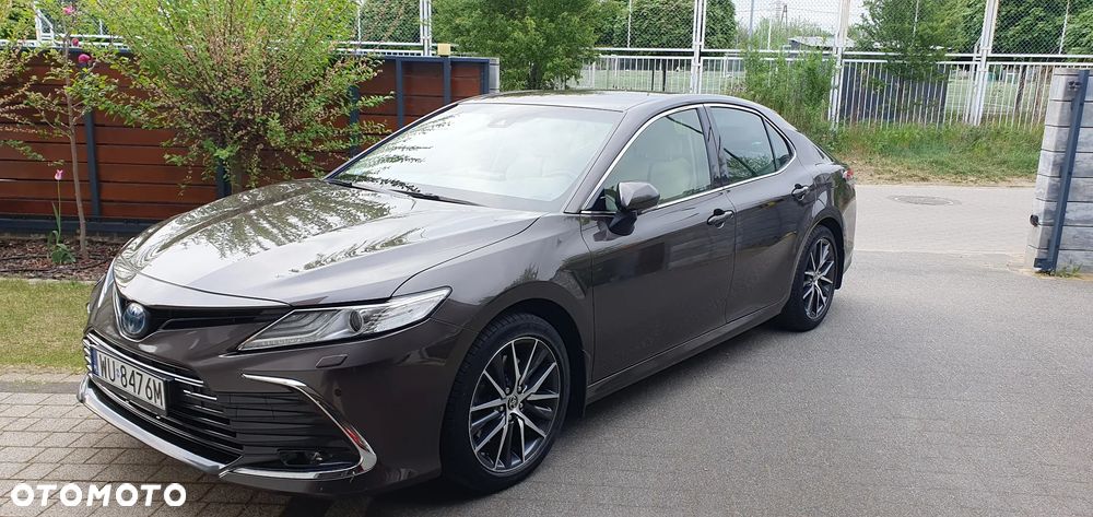 Toyota Camry 2.5 Hybrid Executive CVT - 1
